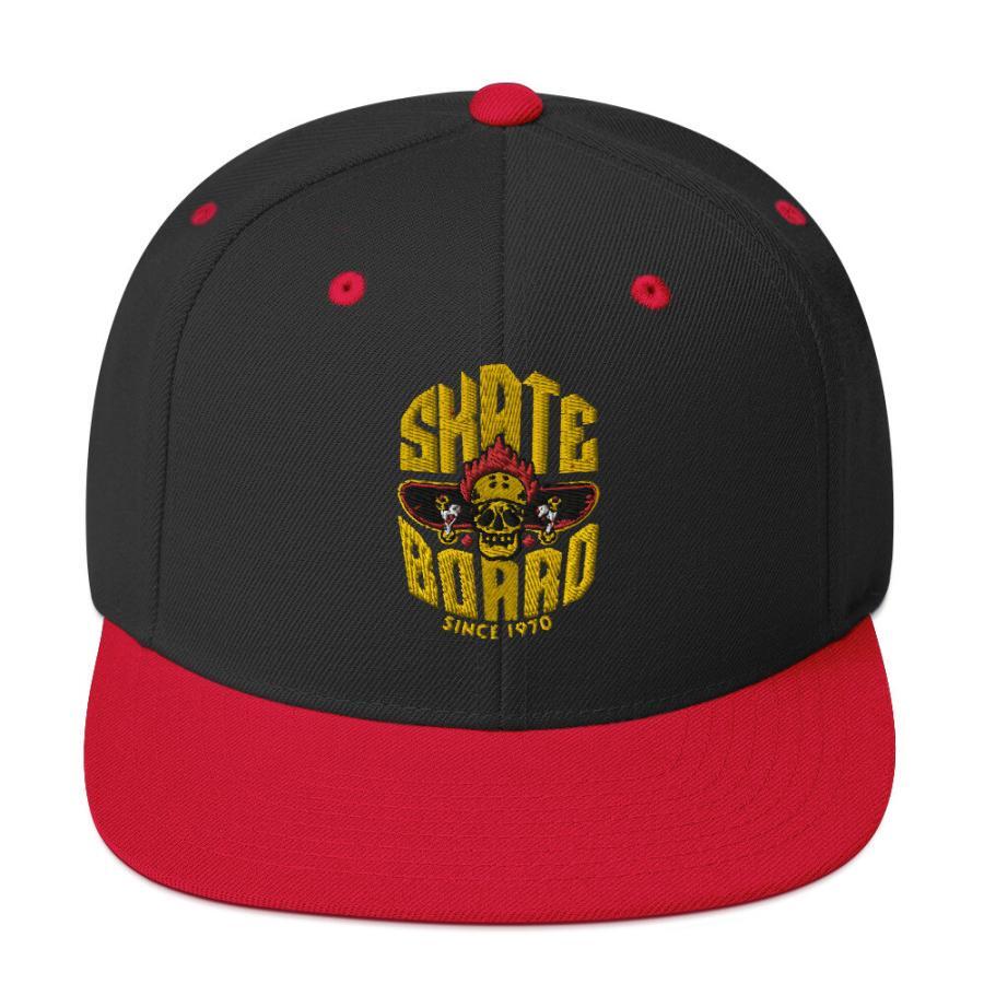 Gördeszkás snapback fekete-piros